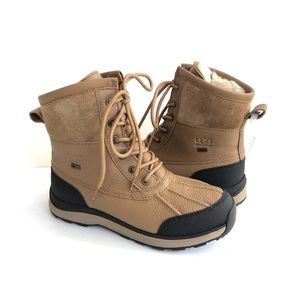 UGG ADIRONDACK III HIKER SHORT CHESTNUT WATERPROOF Boot US 8.5 / EU 39.5 /UK 6.5